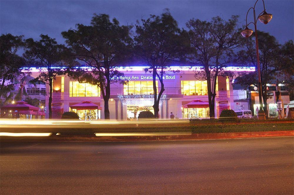 Yasaka Huong Sen Hotel Tuy Hoà Ngoại thất bức ảnh