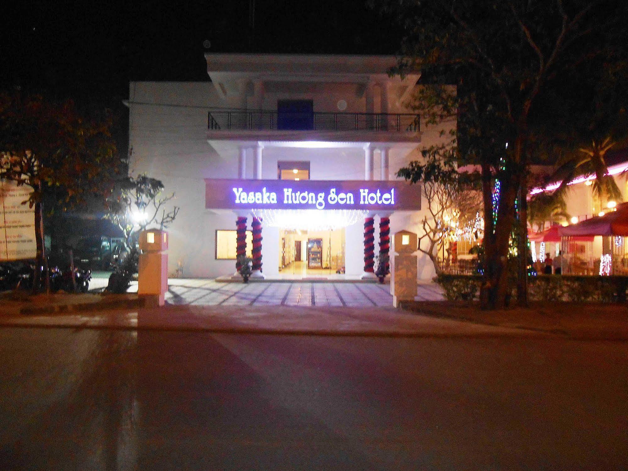 Yasaka Huong Sen Hotel Tuy Hoà Ngoại thất bức ảnh